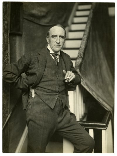 الأمير بول تروبيتزكوي ، نحات - من باريس وموسكو ، حوالي 1905 - 06 (صورة فضية جيلاتينية) بواسطة جيسي تاربوكس بيلز