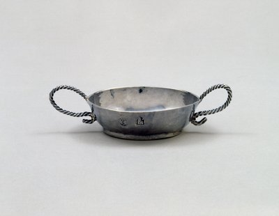 كوب درام ، 1655-54 (فضي) بواسطة جون هال وروبرت ساندرسون جون هال وروبرت ساندرسون