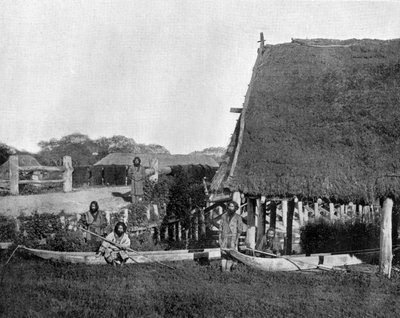 Natuals of Jesso Island في اليابان هنا لصور السكان الأصليين بواسطة John Lawson Stoddard (1850 1931) منشور ترافيلير آند كونفيرنسير التعليمي لـ - شيكاغو (صورة بالأبيض والأسود) بواسطة جون لوسون ستودارد