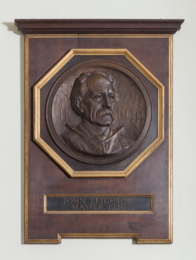 Medal featuring John Leighton بواسطة جون ليتون