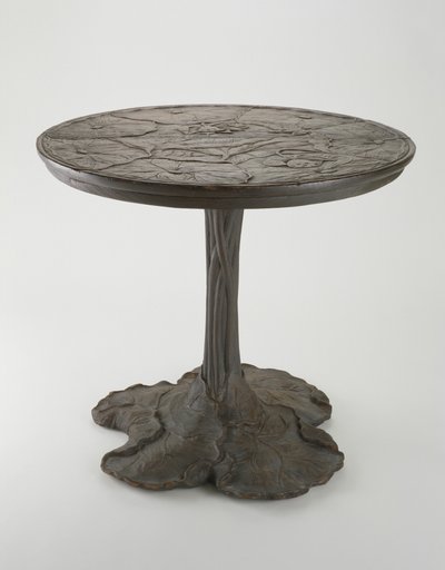 لوتس تابل ، c 1905 (خشب السرو النهائي Jin-di-Sugi) بواسطة جون سكوت برادستريت