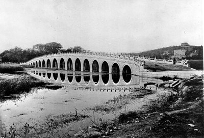 الصين ، جسر ، حوالي 1870 (صورة) بواسطة جون طومسون