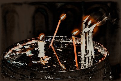  بواسطة الفرح الليونز