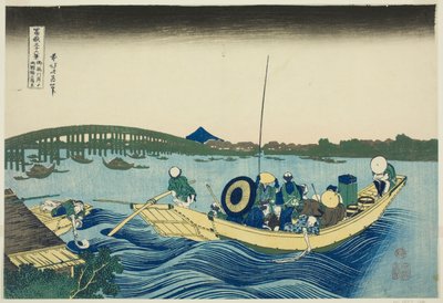 مشاهدة غروب الشمس فوق جسر ريوغوكو من جسر أونمايا (Onmayagashi yori Ryogokubashi sekiyo o miru) ، من سلسلة "ستة وثلاثون منظرًا لجبل فوجي (فوجاكو سانجوروكي)" بواسطة كاتسوشيكا هوكوساي