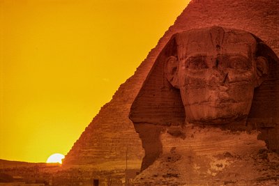  بواسطة كينيث جاريت