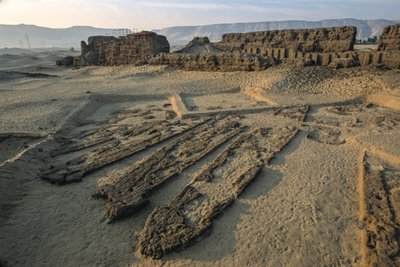  بواسطة كينيث جاريت