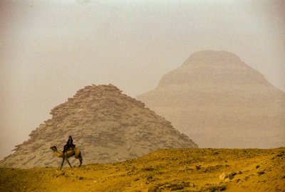  بواسطة كينيث جاريت
