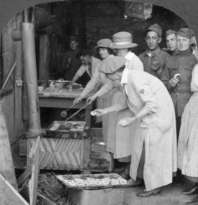 الكعك لعجين العجين ، مونتابور على نهر الراين ، ألمانيا ، c1918-c1919 بواسطة شركة كيستون فيو