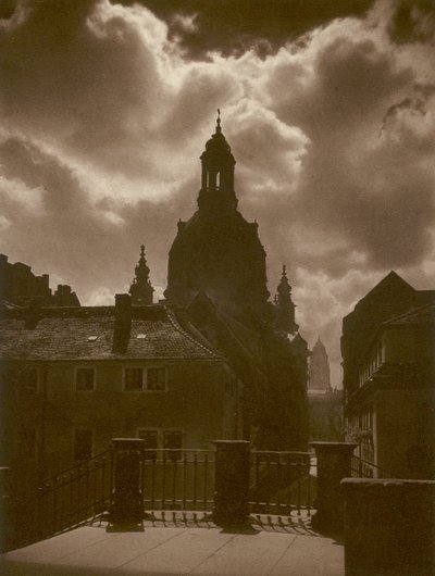 دريسدن ، Frauenkirche (b / w photo) بواسطة كيرت هيلشر