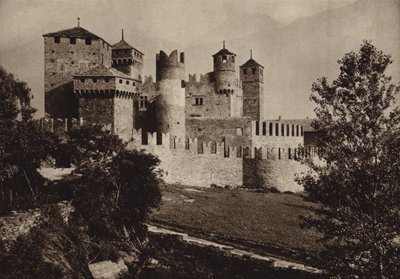إيطاليا: قلعة فينيس ، فال داوستا (b / w photo) بواسطة كيرت هيلشر