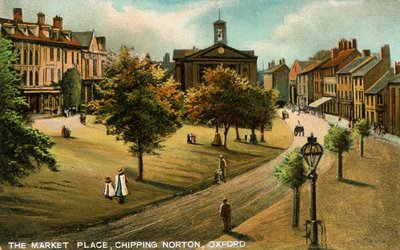 Market Place ، Chipping Norton ، Oxfordshire ، أواخر القرن التاسع عشر أو أوائل القرن العشرين. بواسطة لانغسدورف وشركاه