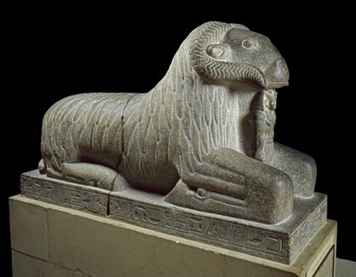 تمثال لكبش آمون ، حوالي 680 قبل الميلاد (جرانيت) بواسطة العصر المتأخر المصري