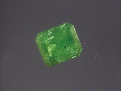 Brilliant-cut Emerald (photo) بواسطة غير معروف غير معروف