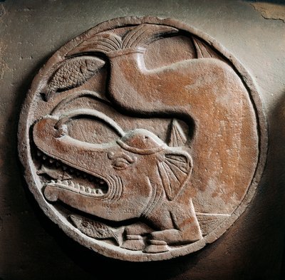 Medallion with marine animal from head of elephant devuring fish, relief from Stupa of Bharhut, Buddhist monument, Madhya Pradesh, India, Indian Civilization, 2nd century BC بواسطة غير معروف غير معروف