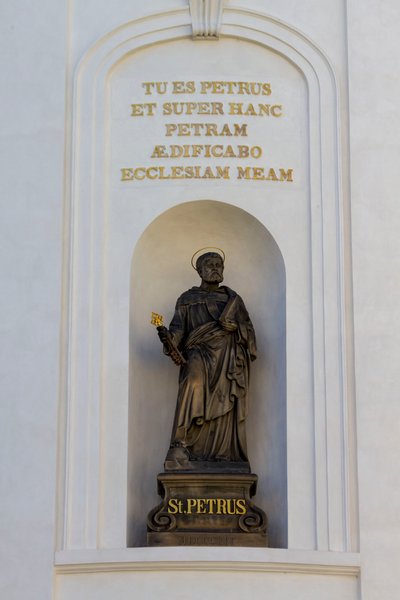 Statue of St Peter بواسطة غير معروف غير معروف