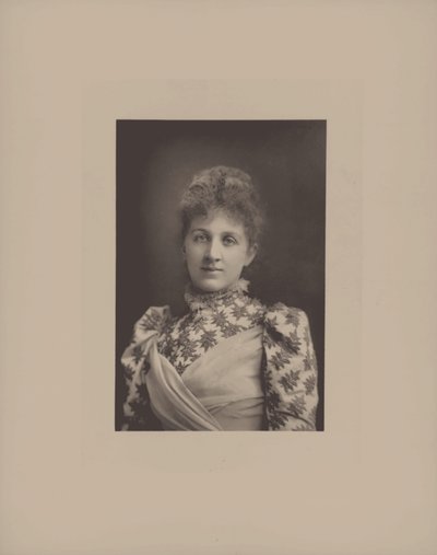 صورة لعازفة البيانو والملحن ليزا ليمان 1862-1918. بواسطة لندن. استوديو الصور دبليو ودي داوني