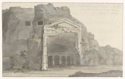 قبور بواجهة على الطراز الدوري منحوتة في الصخر بالقرب من سيراكيوز Voyage en Italy ، en Sicile et à Malte - 1778 (عنوان السلسلة) بواسطة لويس دوكروس