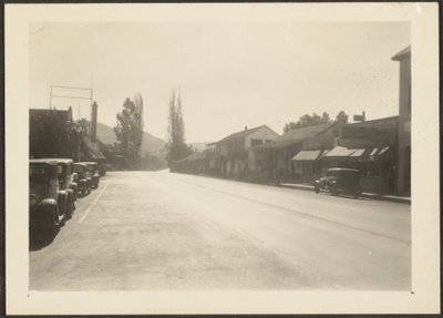 [مشهد الشارع] بواسطة لويس فليكنستين