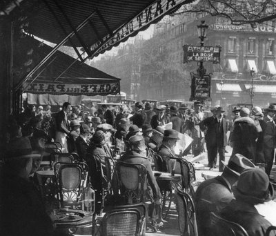 Café de la Paix ، باريس ، 1937 بواسطة مارتن هورليمان