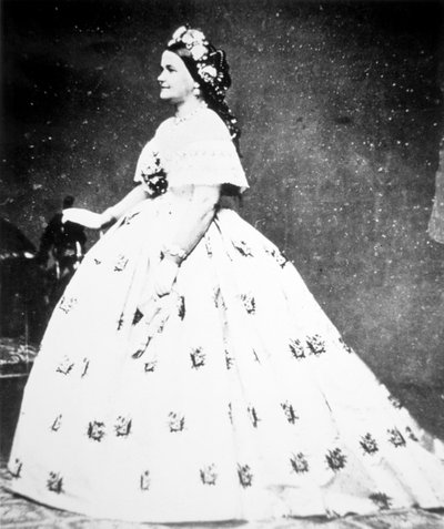 Mary Lincoln (1818-82) 1861 (b/w photo) بواسطة ماثيو برادي
