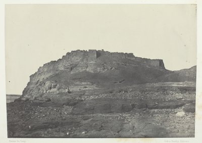 قلعة Ibrym Ancient Premmis ، منظر من الجنوب ، النوبة ، 184951 ، طبعت عام 1852. بواسطة ماكسيم دو كامب