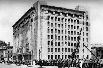 أديلايد هاوس ، لندن ، 1926-1927. بواسطة ماكليش