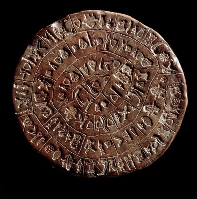 قرص Phaistos (Phaistos Disk ، Phaestos Disc) (Minoan Art - 1700 - 1600 قبل الميلاد) مغطى بالهيروغليفية. بواسطة مينوان