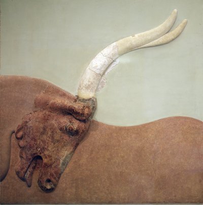 Minoan Art. جزء من لوحة جدارية للإغاثة من الجبس تظهر ثورًا تم اصطياده. من قصر مينوان في كنوسوس. 1600 - 1450 ق. المتحف الأثري ، هيراكليون ، كريت. بواسطة مينوان