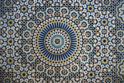 قصبة تاميل غلاوي ، زليج للبلاط ، التفاصيل (سيراميك) بواسطة المدرسة المغربية