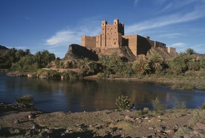 منظر لقصر وادي درة بواسطة المدرسة المغربية