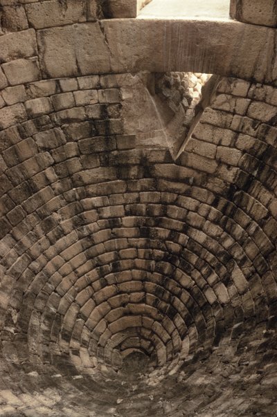 خزانة Atreus ، c.1300 قبل الميلاد بواسطة الميسينية