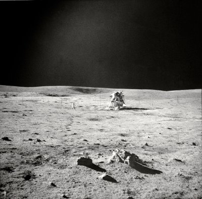 أبولو 14 - ناسا ، 1971. بواسطة صور وكالة ناسا