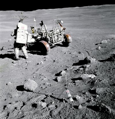 أبولو 16 - ناسا ، 1972. بواسطة صور وكالة ناسا