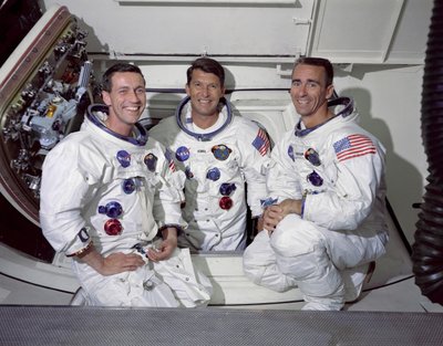أبولو 7 - ناسا ، 1968. بواسطة صور وكالة ناسا