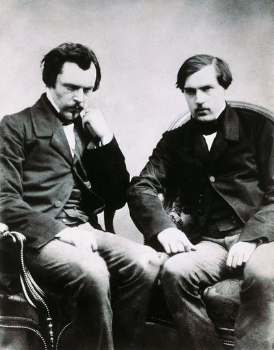 The brothers Edmond de Goncourt (1822-1896) and Jules Huot de Goncourt (1830-1870), French writers, Photo by Felix Nadar (1820-1910) بواسطة نادار