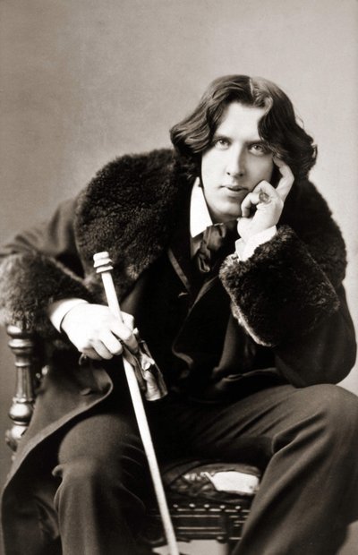 صورة لأوسكار وايلد بواسطة نابليون ساروني (1821-1896) ، حوالي عام 1882. بواسطة نابليون ساروني