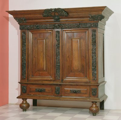 كاس ، c.1675-1700 (الجوز والبلوط) بواسطة المدرسة الهولندية