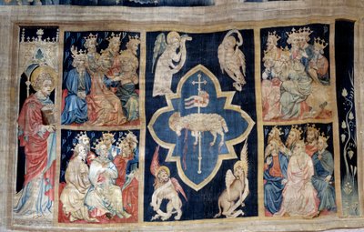 ستارة الوحي (1373-1383) ، ن. 7: المسنون يعطون المجد للحمل ، رمز المسيح. نسيج لنيكولاس باتاي (1330-1405) بواسطة نيكولاس باتايل