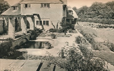 'Garden of Wood House Copse ، Holmbury St. Mary. النظر إلى الشرق ، عام ١٩٢٦ بواسطة أوليفر فالفي هيل