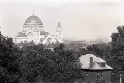 كاتدرائية جديدة من مستشفى بارنز ، سانت لويس ، 19 سبتمبر 1919 بواسطة اوسكار كوهن