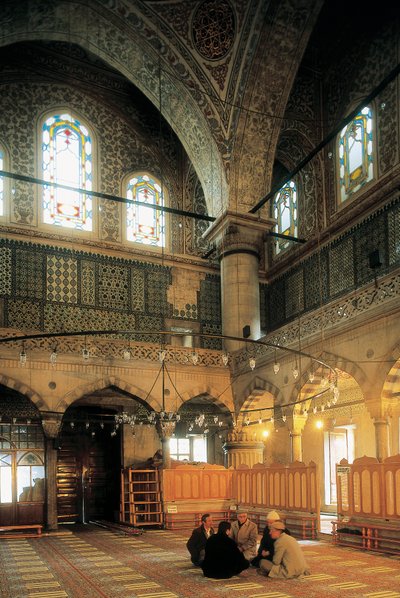 العمارة والفن العثماني: داخل المسجد الأزرق أو السلطان أحمد كامي الذي بناه محمد آغا (1609-1616). تركيا ، اسطنبول. بواسطة المدرسة العثمانية
