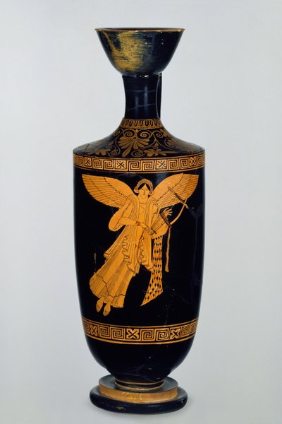 العلية lekythos ذات الشكل الأحمر مزينة بشكل مجنح من Nike ، وجدت في جيلا ، c.490-80BC (خزفي) بواسطة رسام عموم
