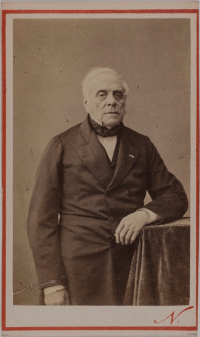 صورة للمؤلف دانيال فرانسوا إسبريت أوبير 1782-1871 ، ج. 1870. بواسطة استوديو تصوير الندار.