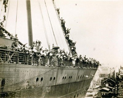 موريتانيا في سيدني ، مايو 1940 (b / w photo) بواسطة مصور فوتوغرافي استرالي