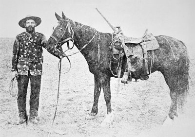 A Metis scout of the North-West Mounted Police (b / w photo) بواسطة المصور كندي