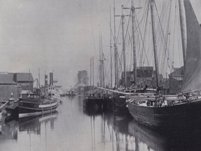 كندا: أوين ساوند هاربور (صورة b / w) بواسطة المصور كندي