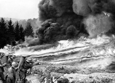 جنود فرنسيون في الخنادق ، Chemin des Dames بواسطة مصور فوتوغرافي فرنسي