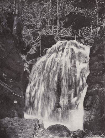 Amselfall (b/w photo) بواسطة مصور فوتوغرافي ألماني