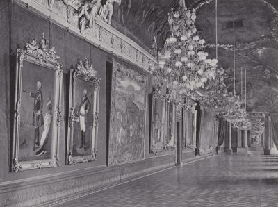 Konigliches Schloss, Bildergalerie (b/w photo) بواسطة مصور فوتوغرافي ألماني