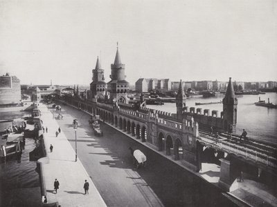 Oberbaum-Brucke مع السكك الحديدية المرتفعة (صورة b / w) بواسطة مصور فوتوغرافي ألماني